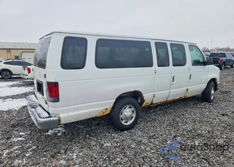 2010 Ford Econoline E350 Super Duty Wagon z USA, uszkodzony, nr VIN 1FBSS3BL9ADA73037